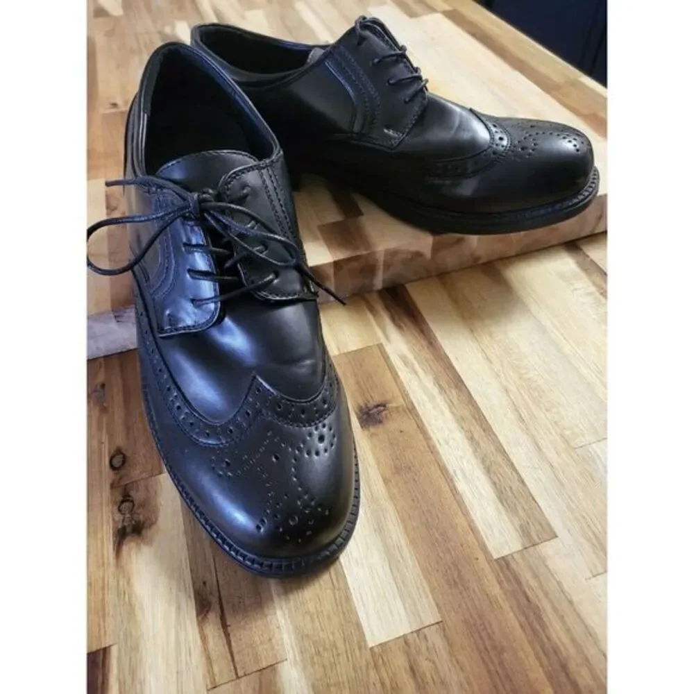 Robert David Men Wingtip Oxfords Size US 9 M Black Leather Grandpacore Preppy‎